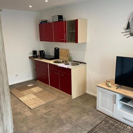 Ferienwohnung Nora Mit Blick Auf Den Ribnitzer See ภายนอก รูปภาพ